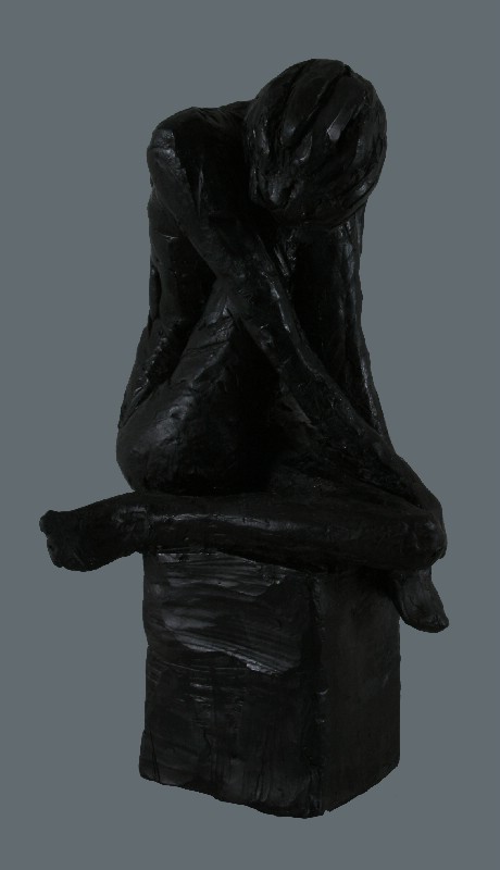 Kvinde - keramisk skulptur