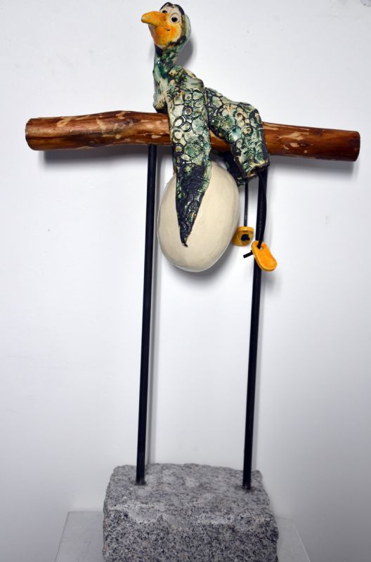 Hængende fugl med æg - i stativ 