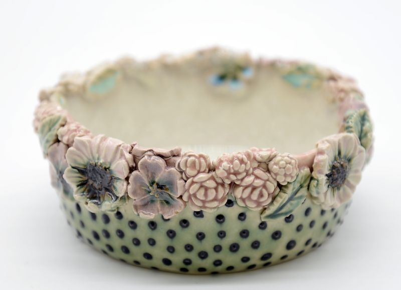 Fad med blomsterkrans