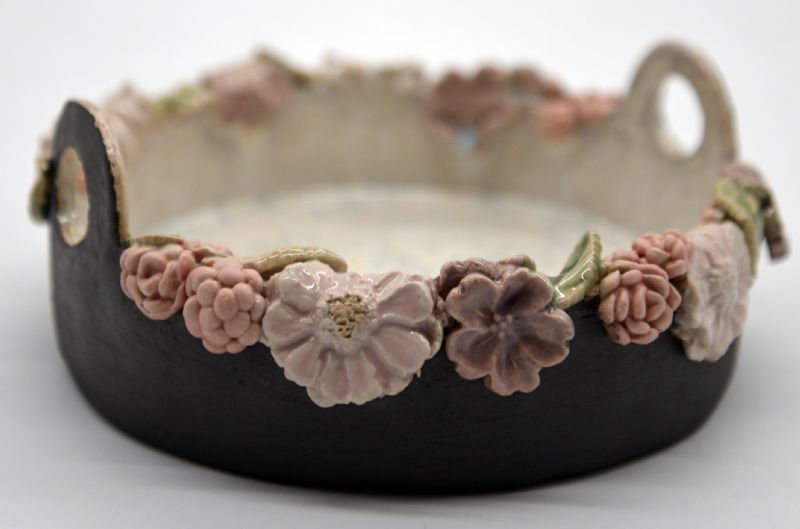 Fad med blomsterkrans