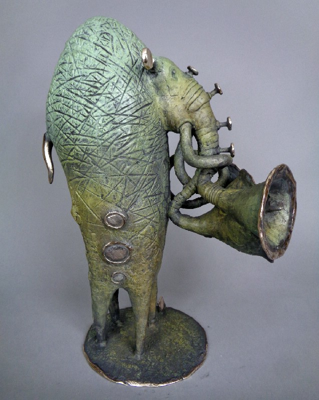 Trumpet Elephant - Big