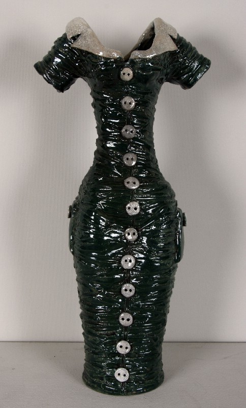 Keramisk skulptur - Kjoler