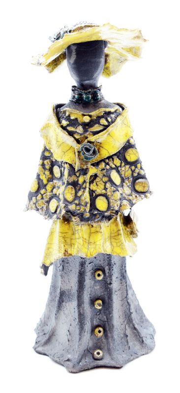 Kvinde med kjole og hat