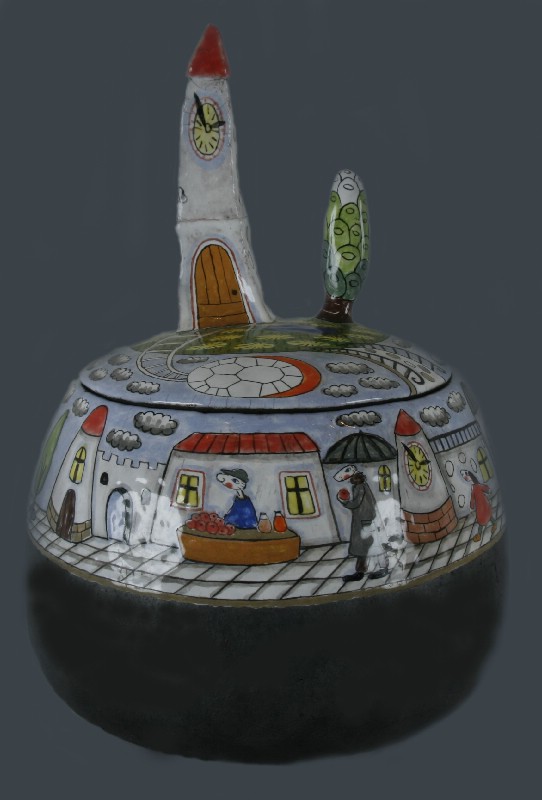 Round Box With Clocktower and Tree