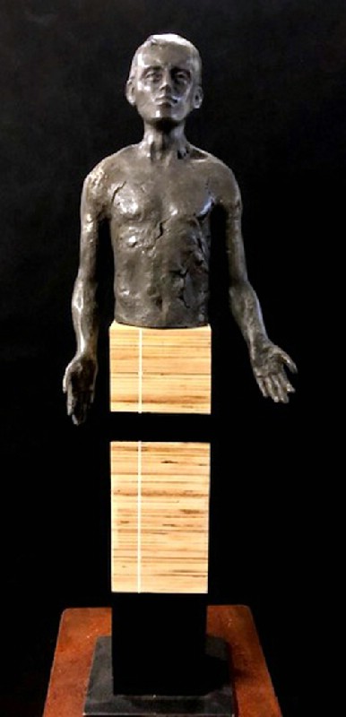 One Minute To Midtnight - bronze- og træskulptur